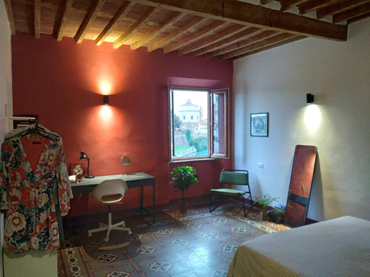 Lotte'S Guesthouse Livorno Exteriör bild