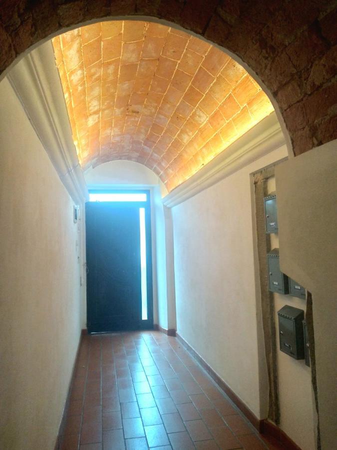 Lotte'S Guesthouse Livorno Exteriör bild