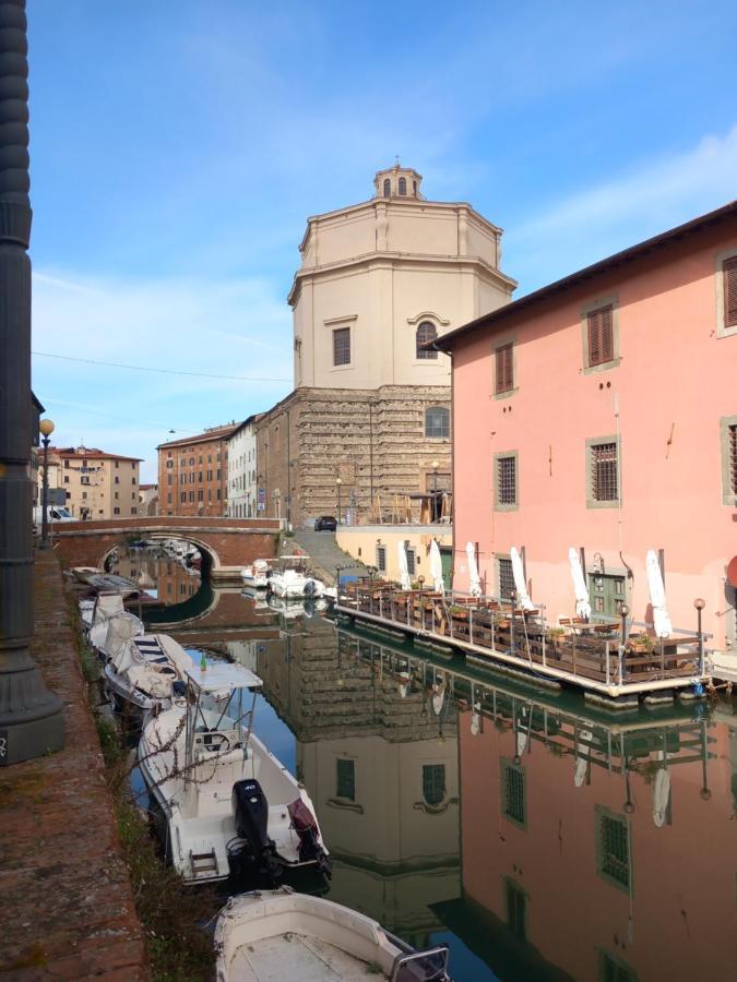 Lotte'S Guesthouse Livorno Exteriör bild